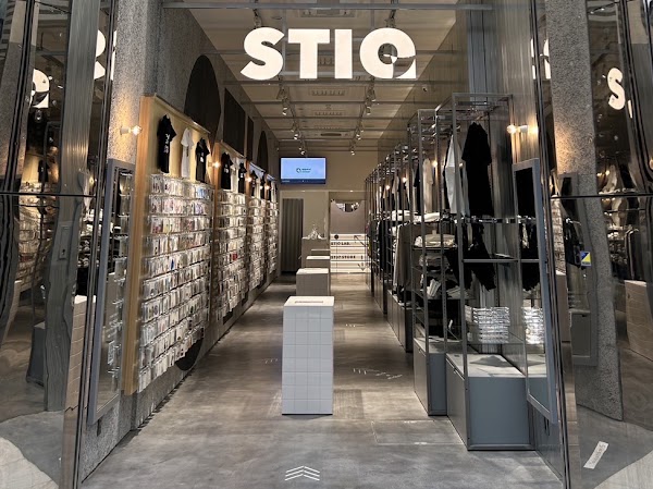 STIQ STORE 1