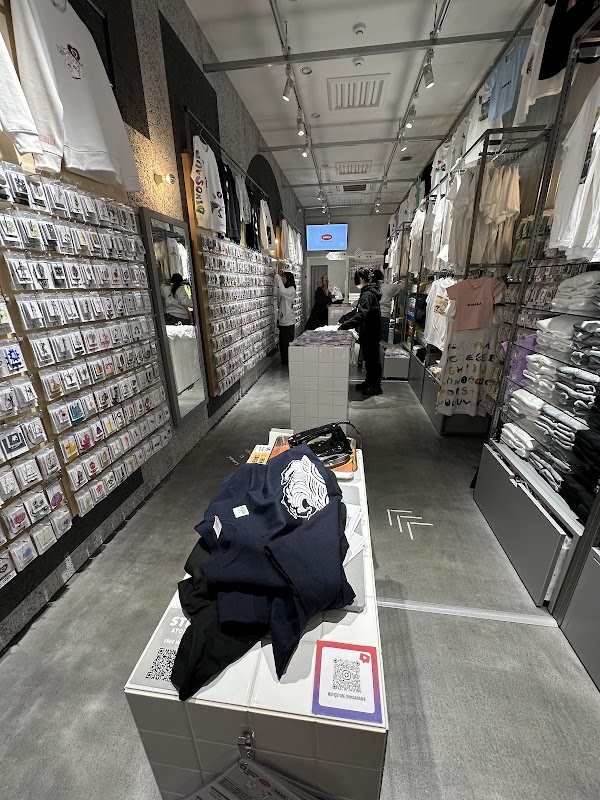STIQ STORE 4