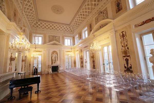 Palace on the Isle 4