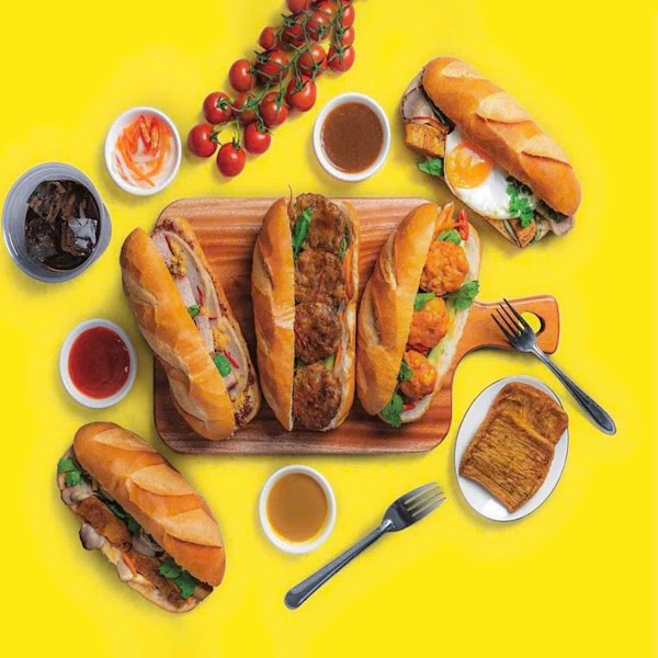 Bánh Mì The One – Vietnamese Sandwich & Vegan Food 5