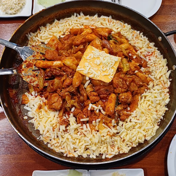 Ildossi Dakgalbi Gwanghwamun 4