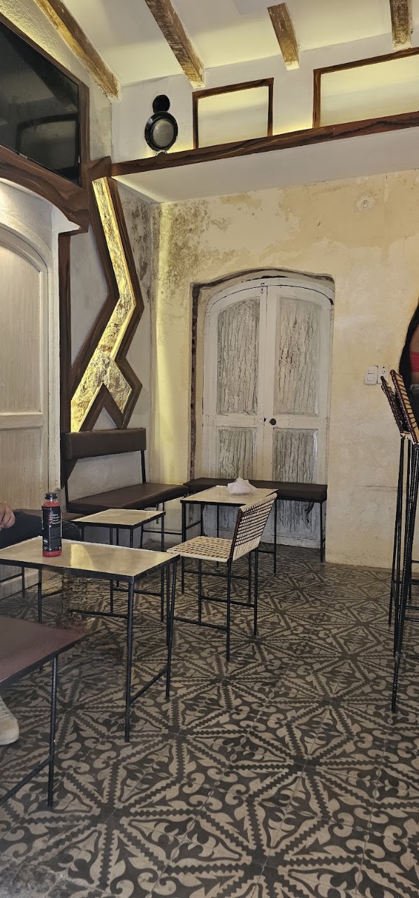 D'Local Café Bar