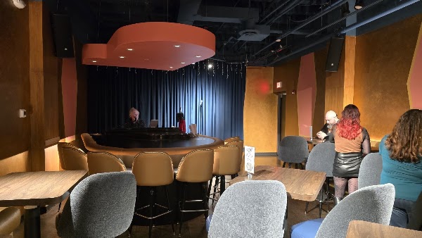 Sid Gold's Request Room