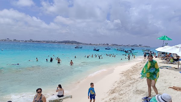 Johnny Cay Island 3