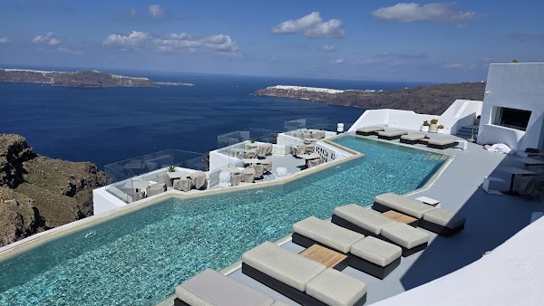 The Athenian House 3