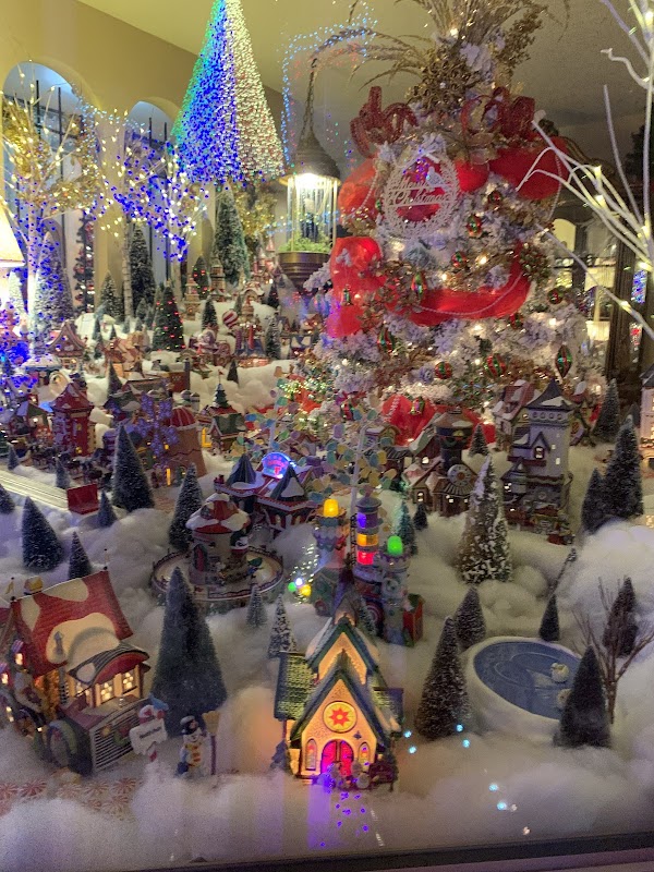 Casa del Pomba - Deacon Dave's Christmas Display 1