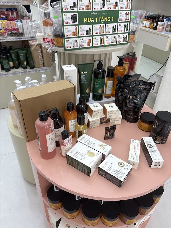 Le Ngoc Anh Cosmetics 4