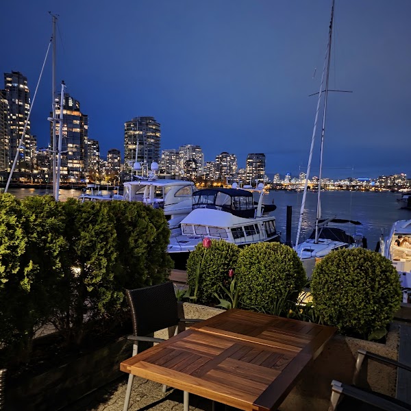 Dockside Restaurant 3