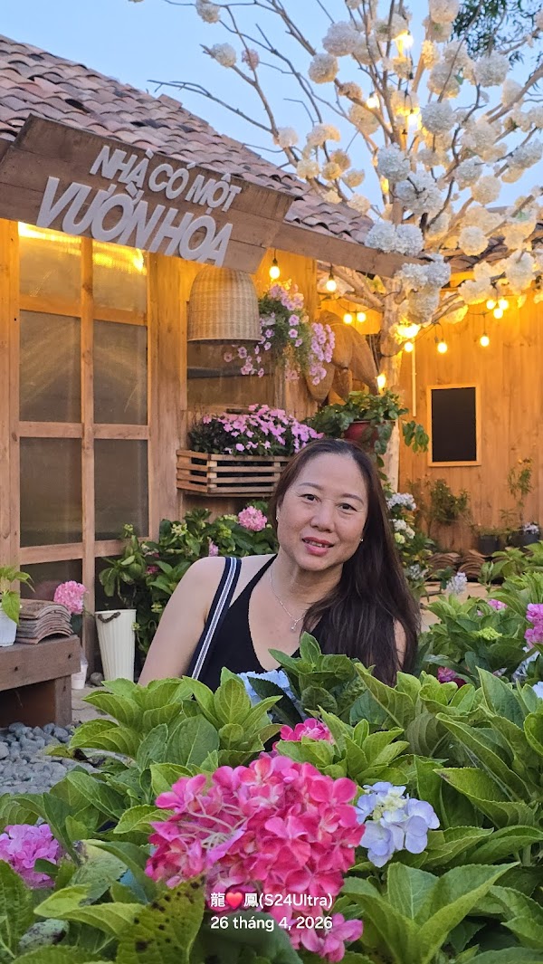 Nhà Có Một Vườn Hoa 2