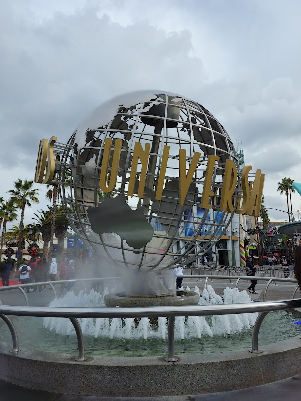 Universal Studios Globe Sign 1