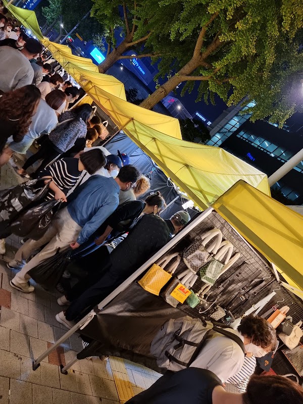 DDP Youth Runway Market 3