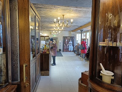 Town Hall Pharmacy