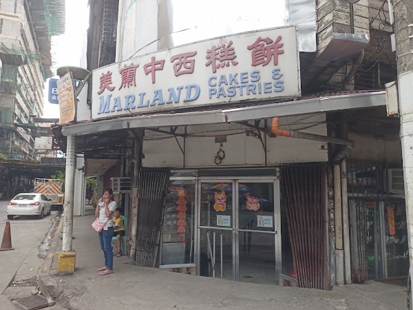 Marland Cakes And Pastries