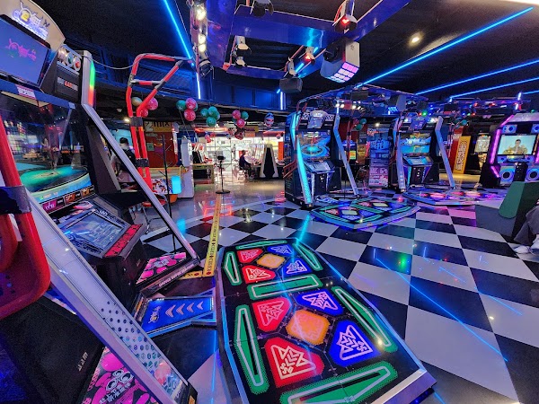 Heke Video Game Center