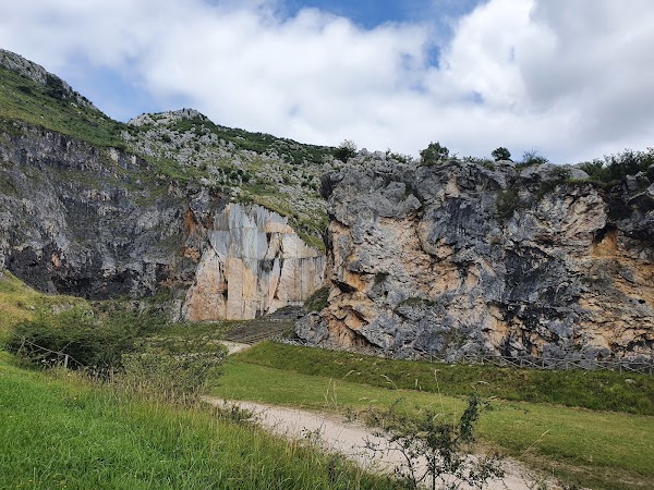 Pozalagua Cuevas 5