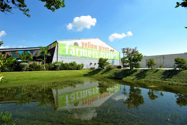 Yellow Green Farmers Market 5