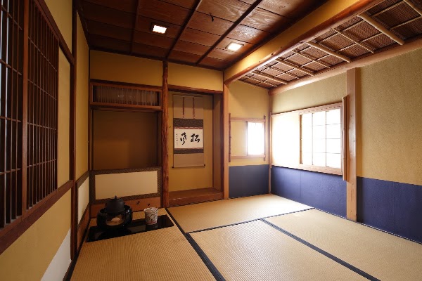 翠華園 谷村弥三郎商店