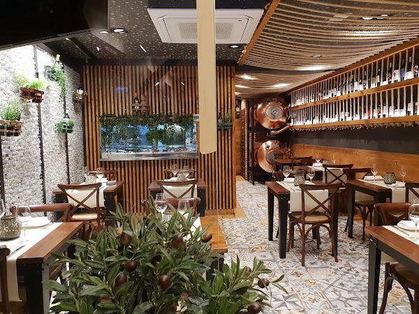 Restaurante Brasserie Turcanu 1