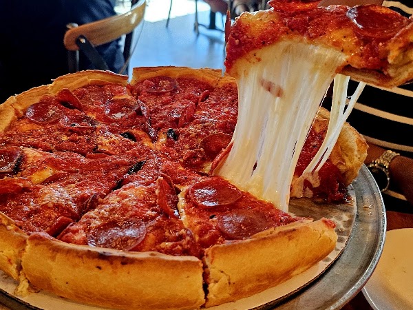 Giordano's 4