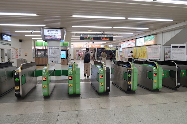 Koiwa Station 5