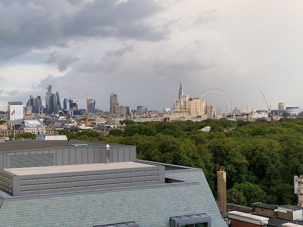 Four Seasons Hotel London at Park Lane