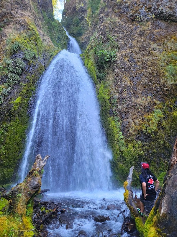 Wahkeena Falls