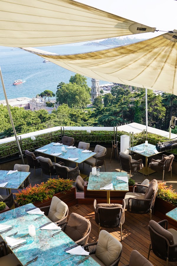 16 Roof Bar & Restaurant - Swissotel The Bosphorus, Istanbul