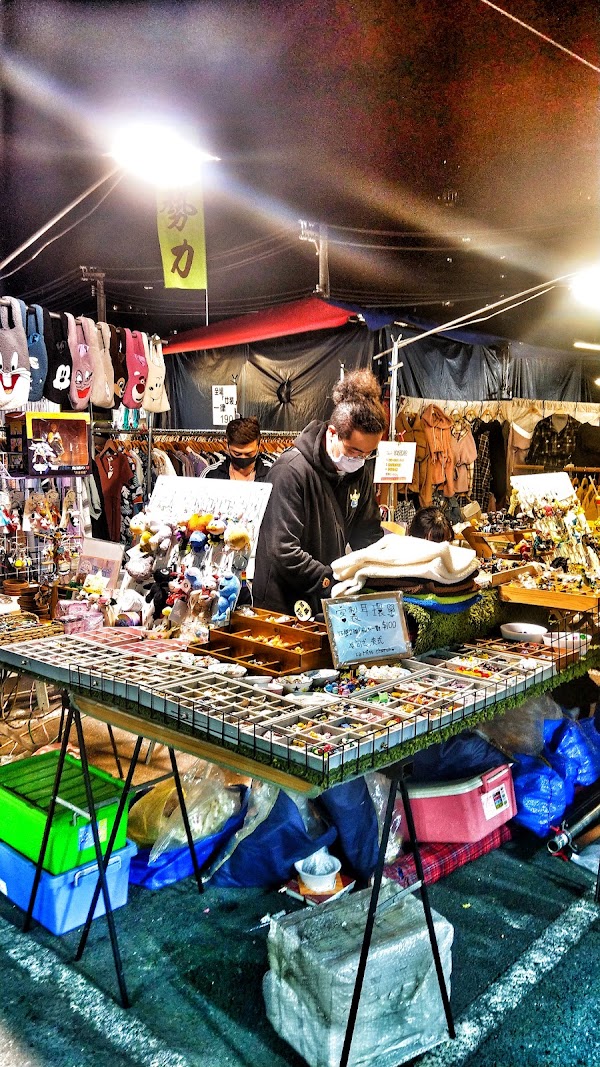 Dadong Night Market 5
