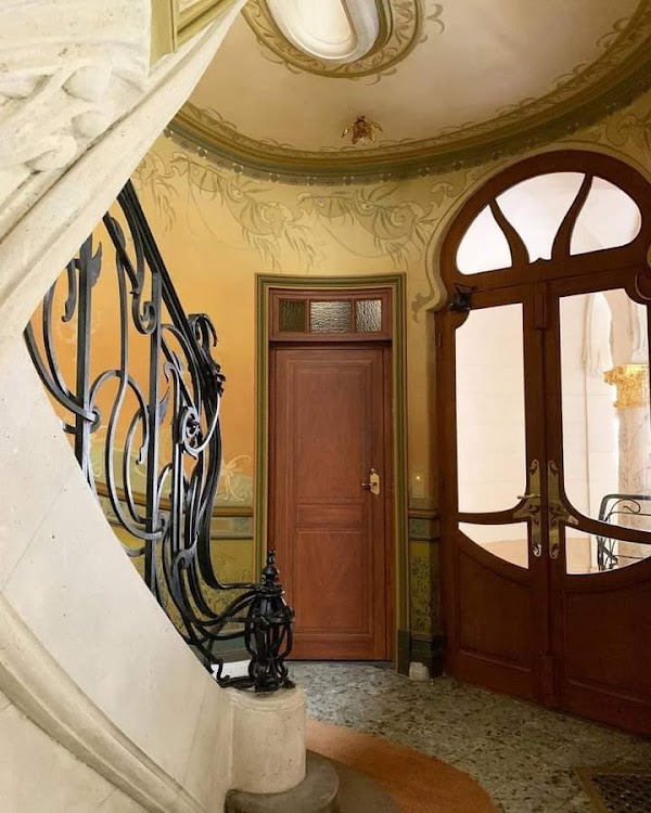 Lavirotte Building 3
