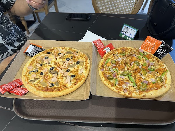 La Pino'z Pizza 3