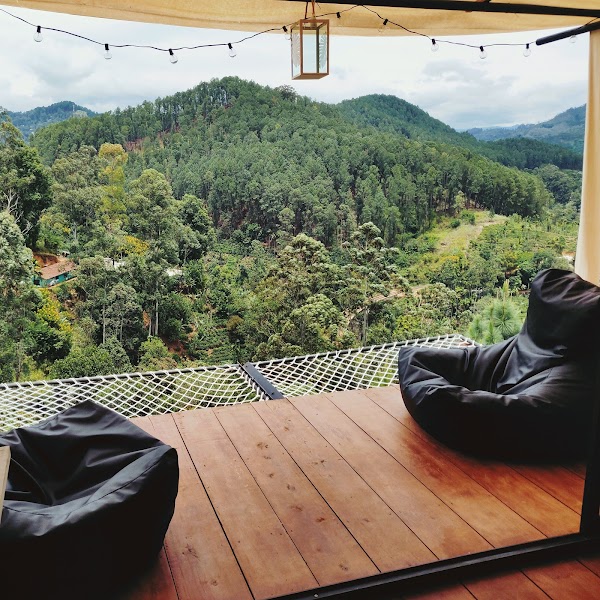 Hideout Ella Wood Cabins