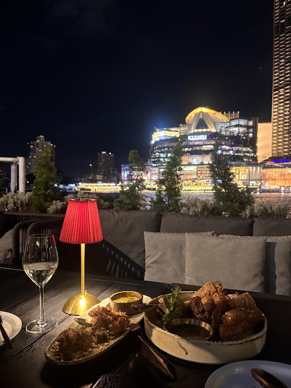 High Tide Eatery & Bar - BKK 4