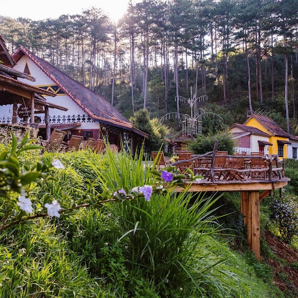Cu Lan Village 4
