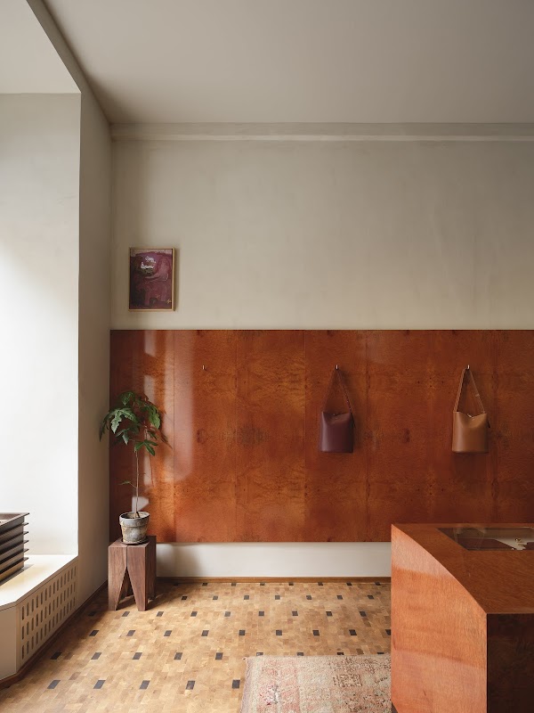 LIÉ STUDIO 3