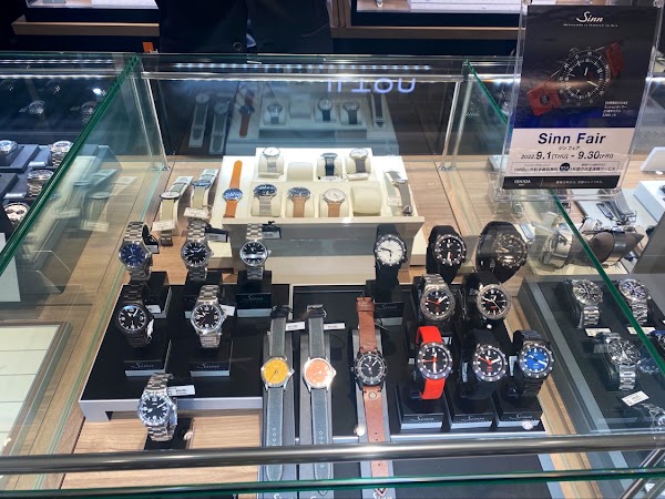 BEST Shinjuku Flagship Store 3