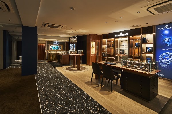 BEST Shinjuku Flagship Store 2