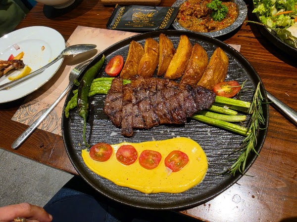 Istanbul Anatolian Kebab House 4