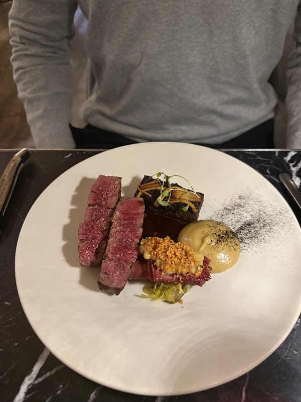 Nest Kitchen + Bar 4