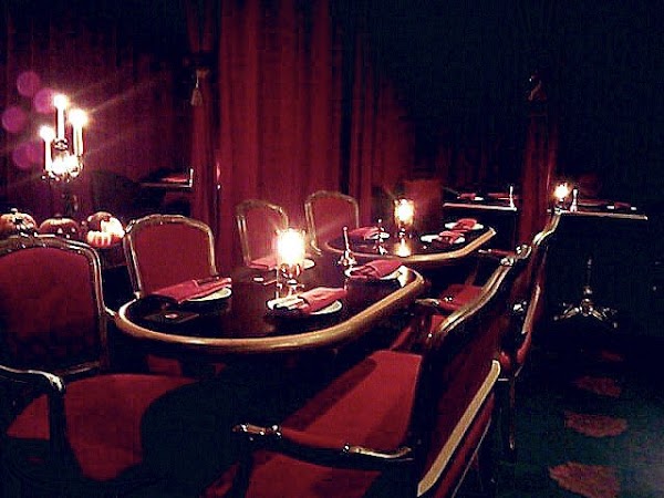 Vampire Café 1