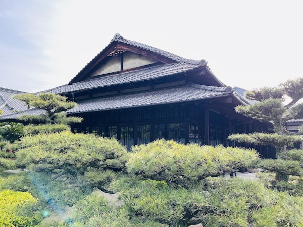 Hiunkaku