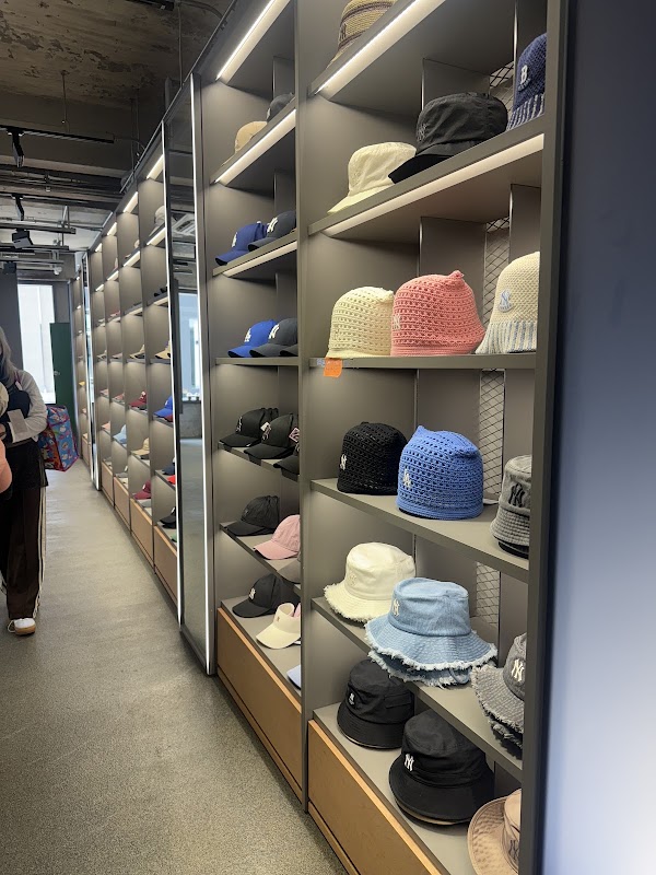 MLB Seongsu Flagship Store 2