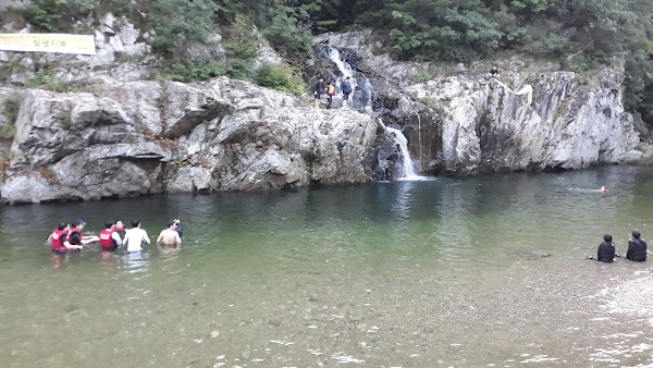 적목 용소폭포 1