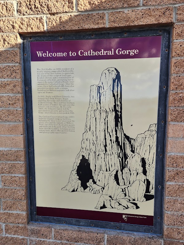Cathedral Gorge State Park 2