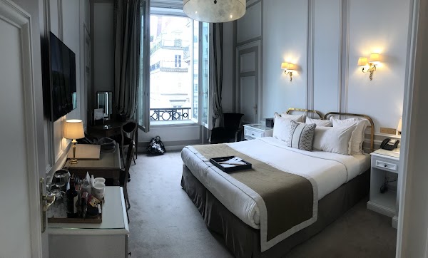 Hotel Regina Louvre 5