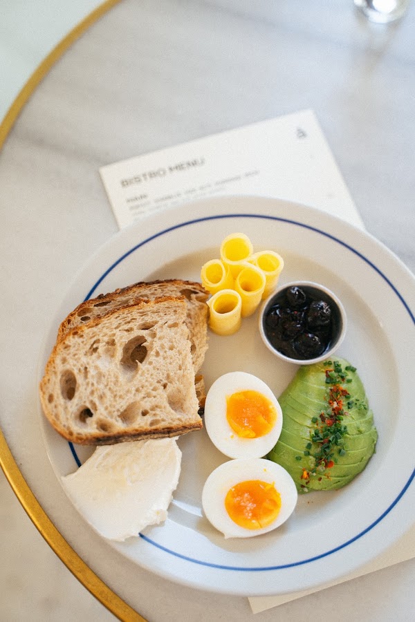 Alba: brunch • coffee • matcha bar 4