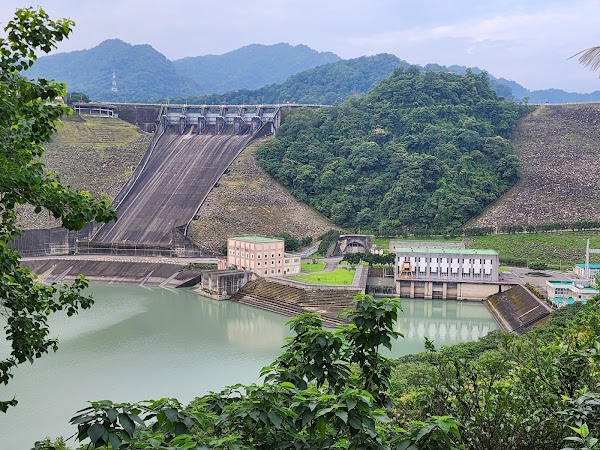 Howard Lake Resort Shihmen Dam