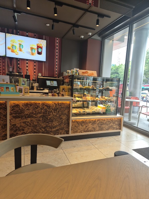Jinmu Foreign Trade International Fashion City South Gate 3