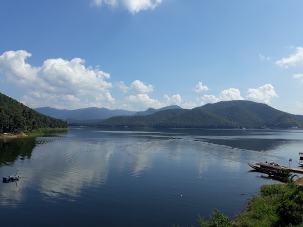 Mae Ngat Sombun Chon Dam
