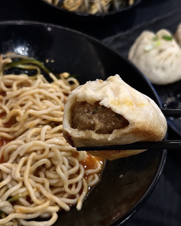 Chef Bai Noodles soup & Bao 白家老汤 5