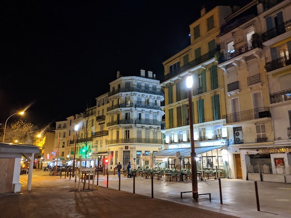Rue d'Antibes 2